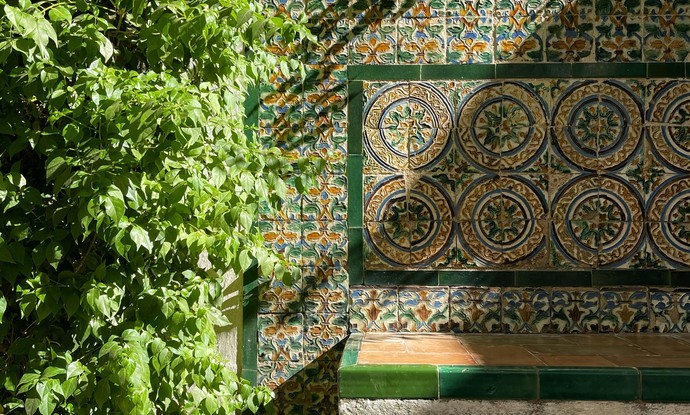 Bank in Sevilla (Symbolbild) Bank in Sevilla (Symbolbild)