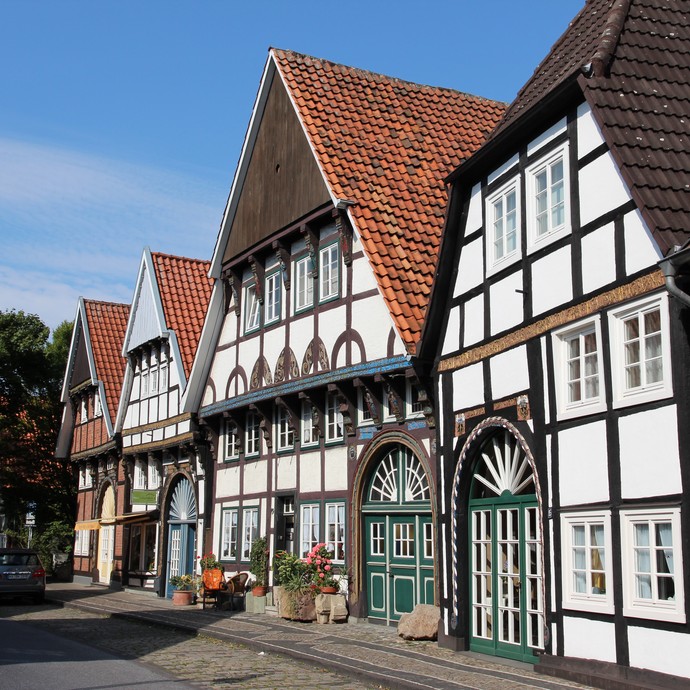 Fachwerkhäuser in Wiedenbrück (Altertumskommission). (vergrößerte Bildansicht wird geöffnet)